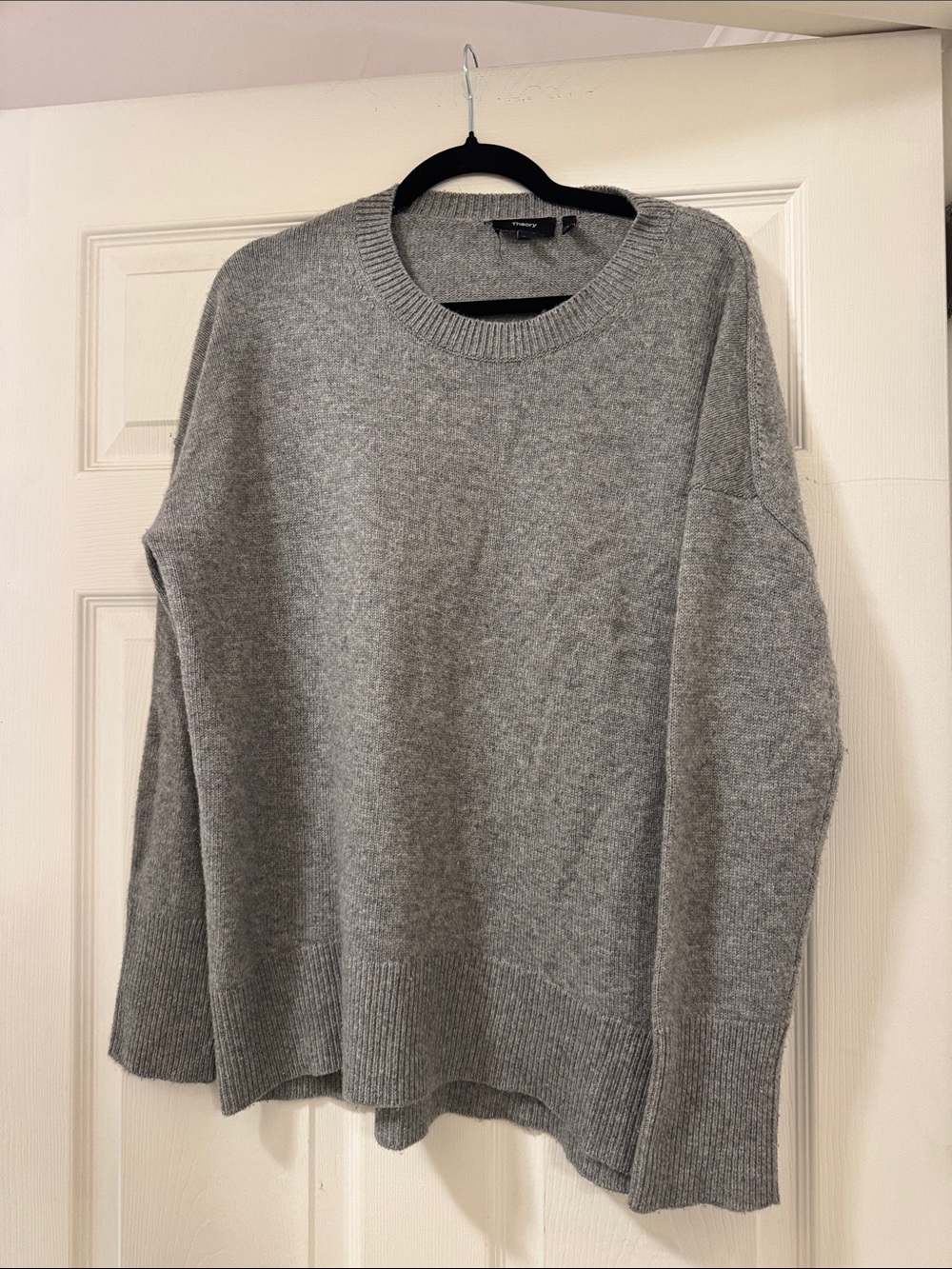 Theory Women's Gray Crewneck Sweater